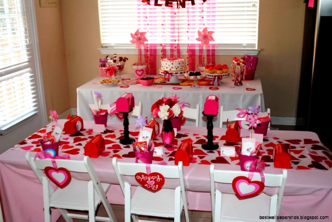 Valentine Centerpiece Decor Ideas   Real House Design