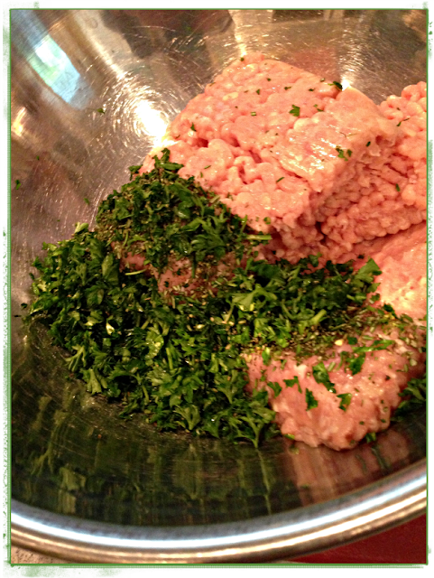 Chicken Burger with Rosemary and Flaxseed