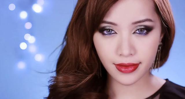 TOP  Michelle Phan dando show em Makeup!