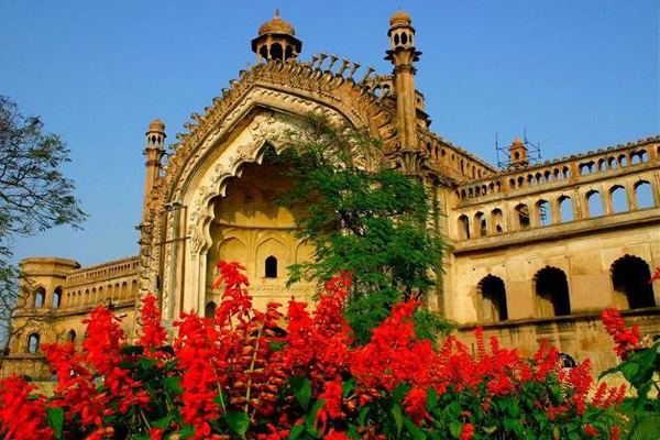 World Tour And Travel Guide: Lucknow