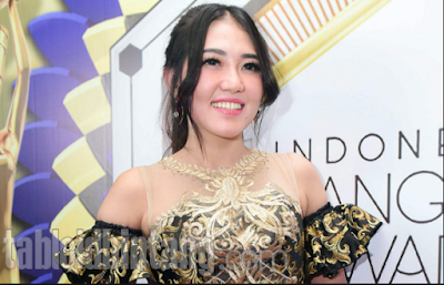  Kali ini admin akan menawarkan lagu terbaru dari Via Vallen adalah  Download Lagu Lagi Syantik Via Vallen Versi Koplo 2018