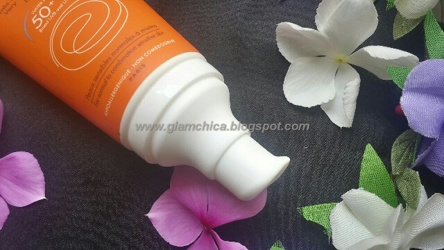 Avene Very High Protection Emulsion SPF 50+ : Review, Price & Swatch