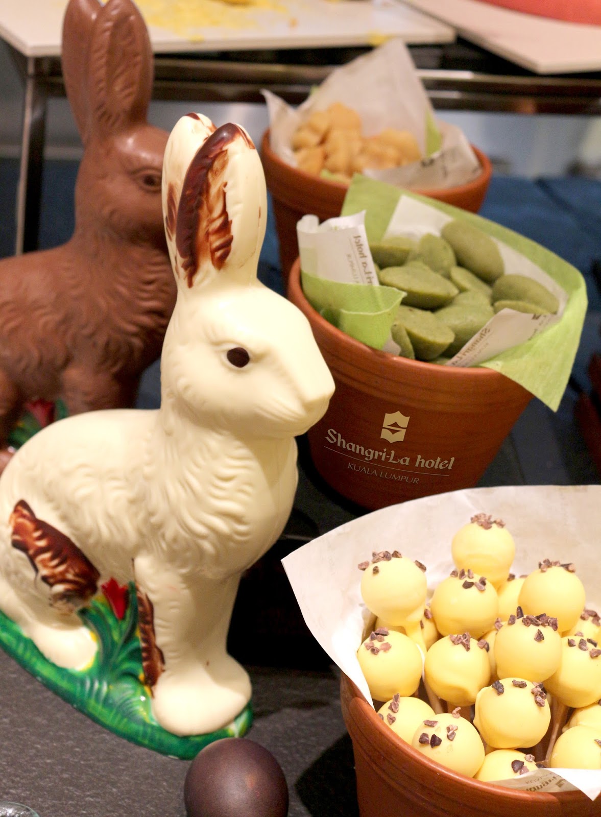 EASTER SUNDAY LUNCH BUFFET AND EASTER GOODIES AT SHANGRI-LA HOTEL
