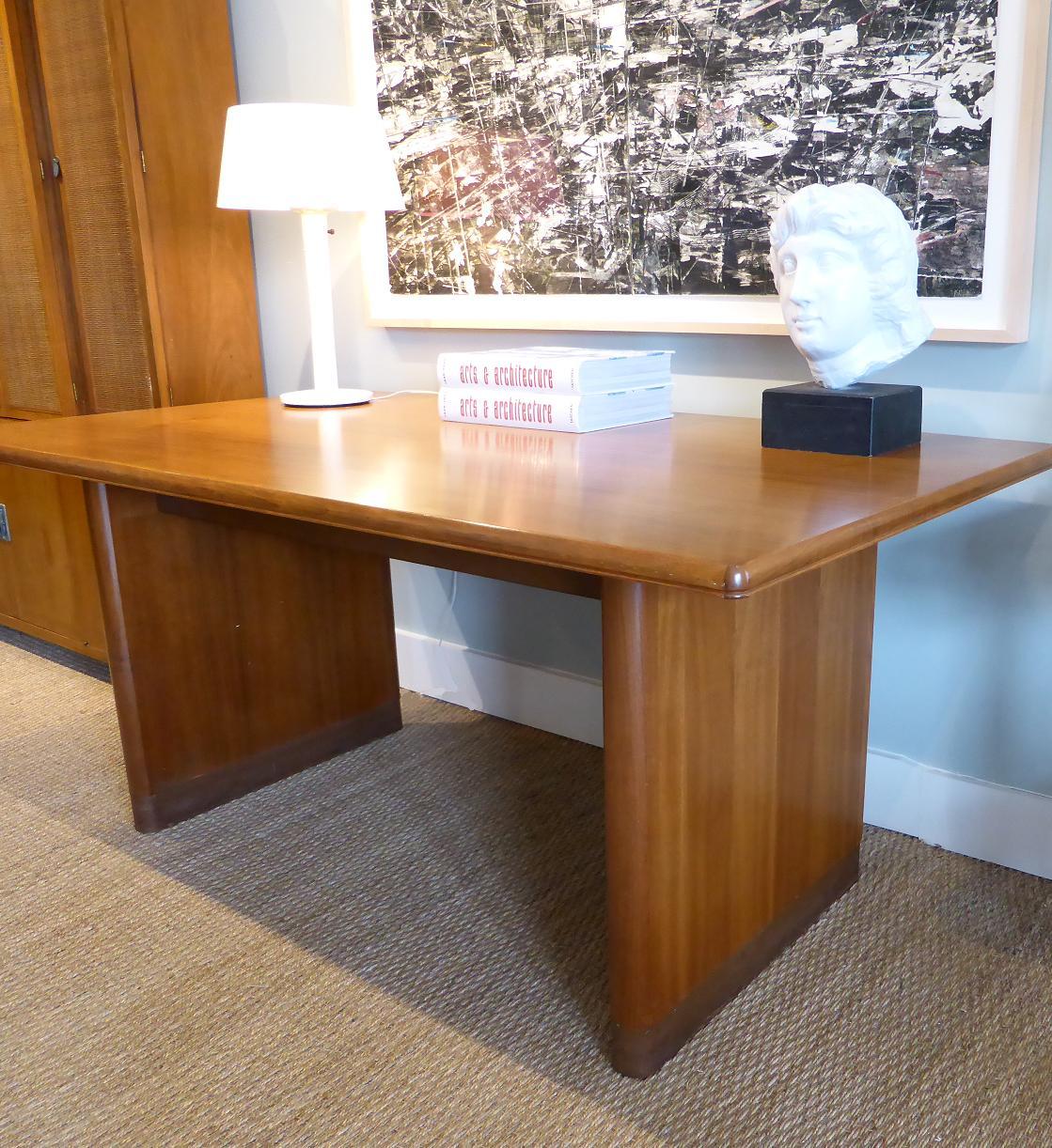 MICHAEL THOMAS MCM Executive Desk/ Table