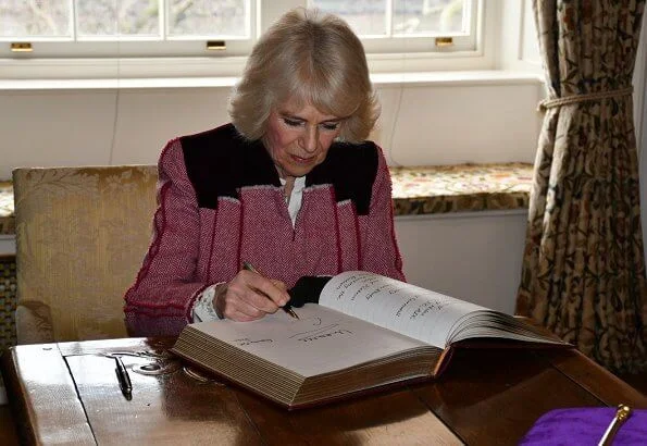 The Prince of Wales and The Duchess of Cornwall visited the Cabinet Office and Tower of London. VisitBritain