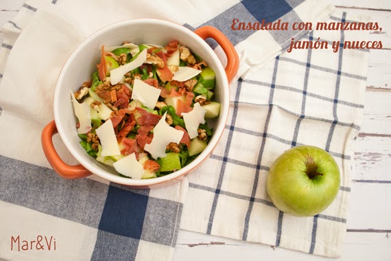 Receta de ensalada con manzana, jamón y nueces