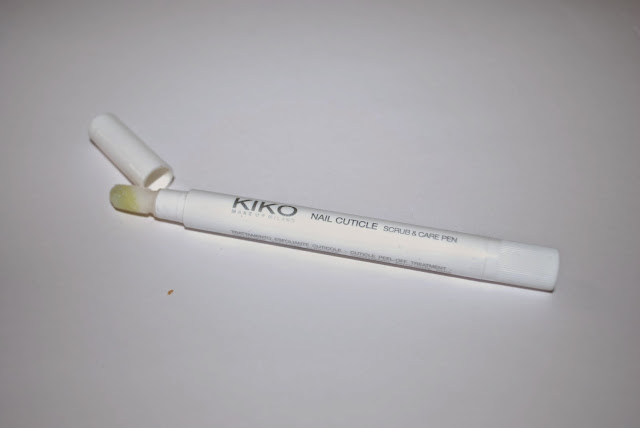 Nail cuticle KIKO Scrub & care pen