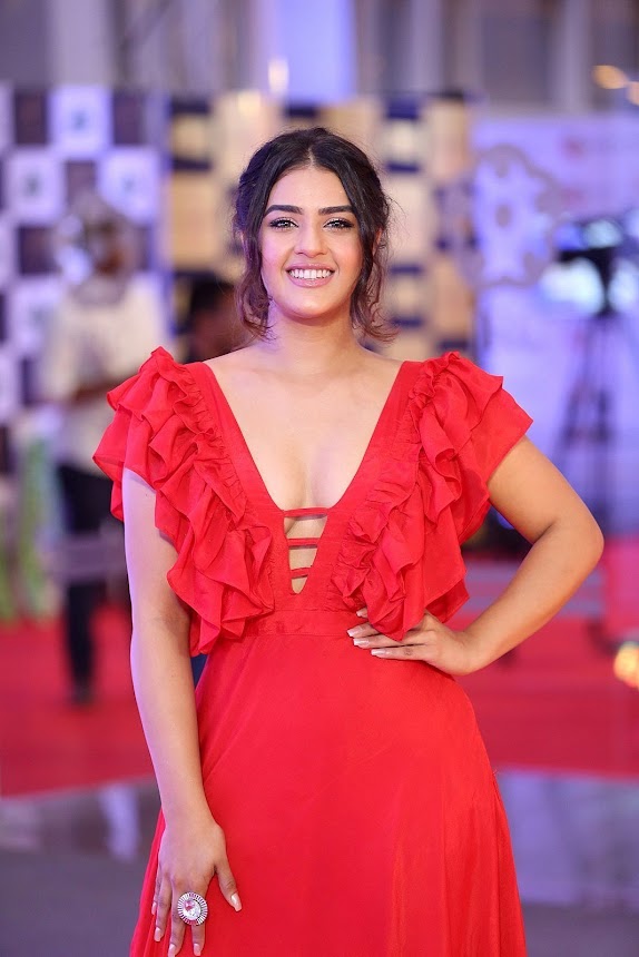 Kavya Thapar at Mirchi Music Awards South 2018