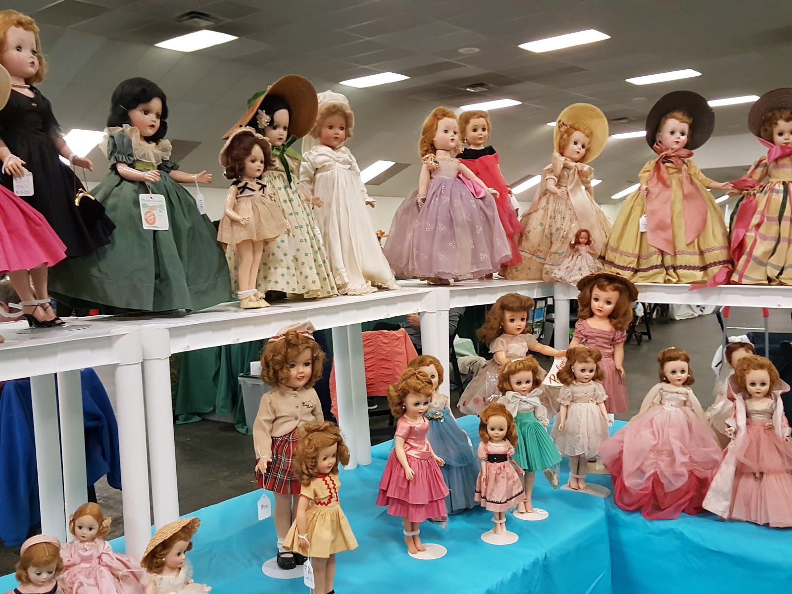 The One Sixth Scale Dollhouse The Richmond, Va Doll Show and New Dolls