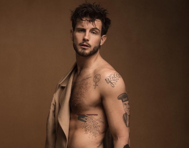 alexalexander gay escort reviews