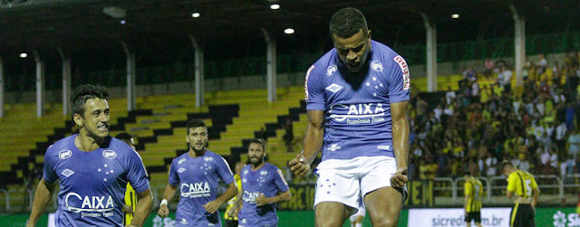 Cruzeiro segue sem perder no ano (Foto: Divulgação/Light Press) Cruzeiro segue sem perder no ano (Foto: Divulgação/Light Press)