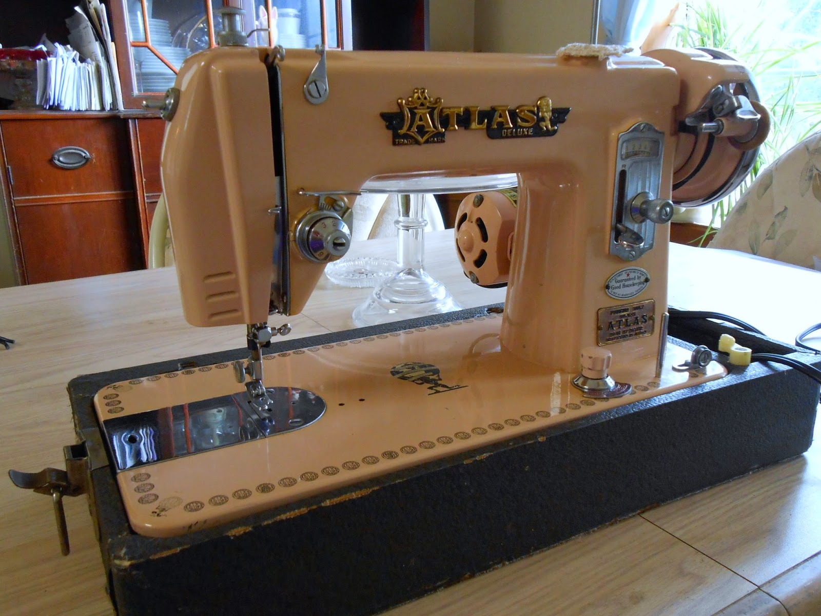 My Crafty Medley Vintage Sewing Machines