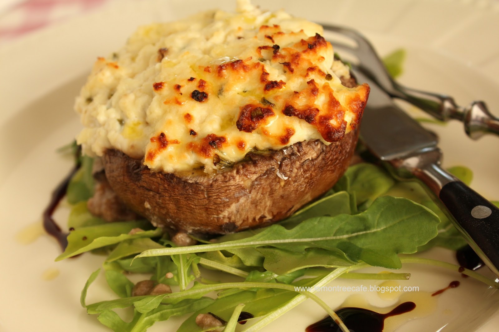 a lemon tree cafe grzyby portobello nadziewane serem portobello