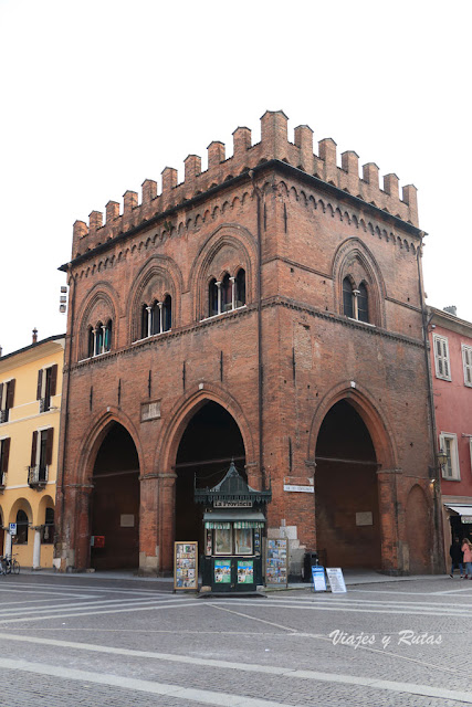 Loggia dei Militi, Cremona