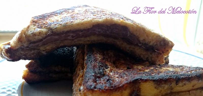 Tostada francesa rellena de Nocilla
