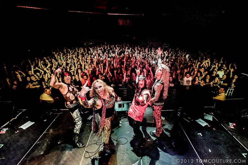 Critical Mass Concert Review Steel Panther House Of Blues Chicago 4