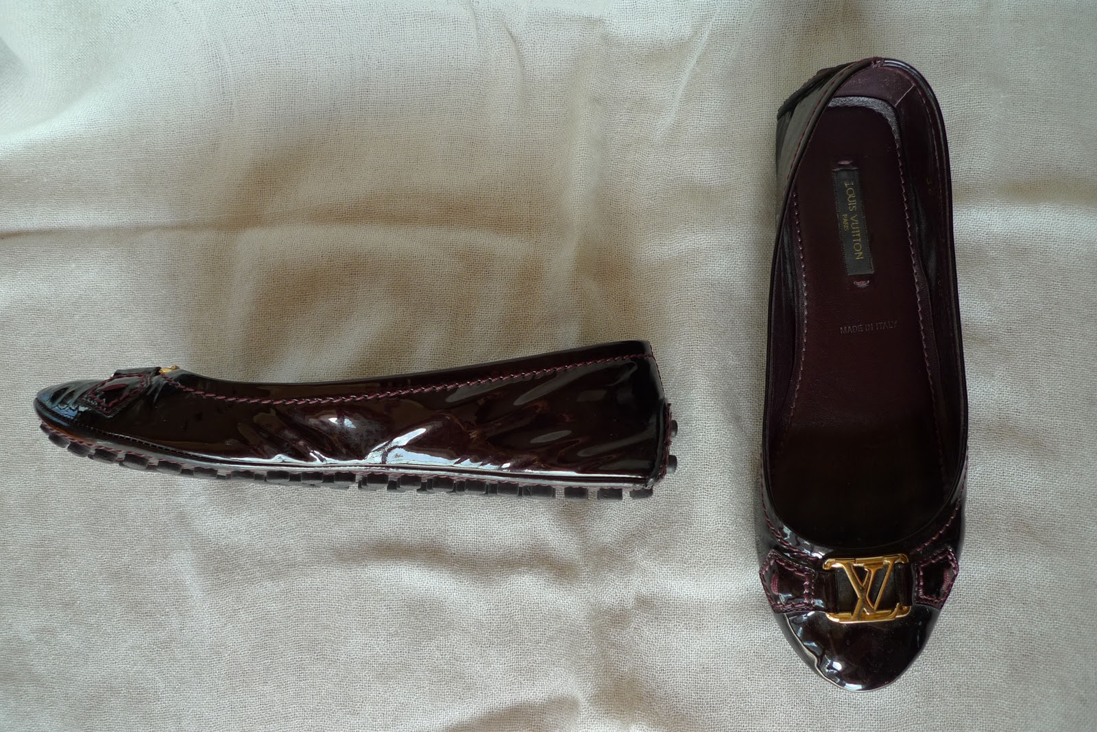 The Shoe Blog: Louis Vuitton ballet flats in burgundy patent
