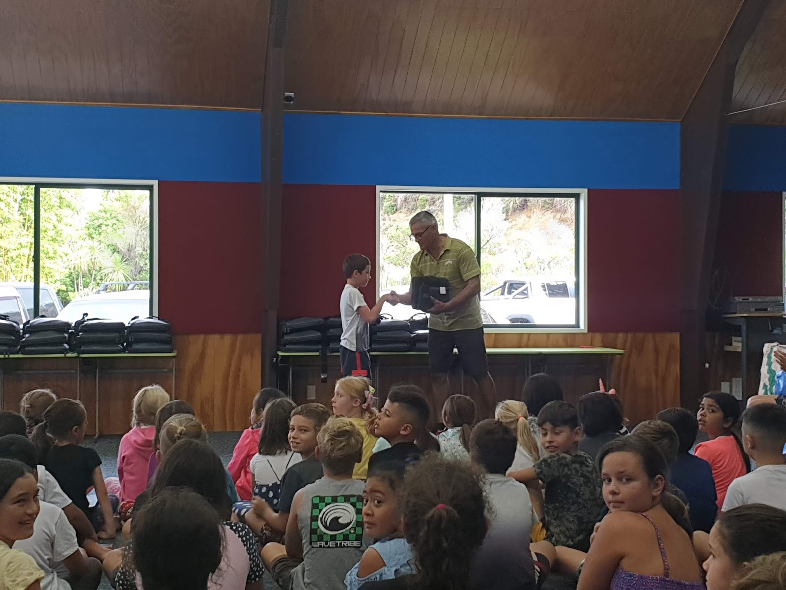 Te Kauru Whanau Paparore School Manaiakalani Device Roll Out