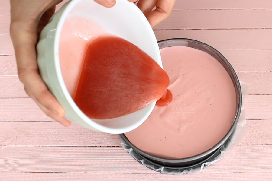 Receta Tarta Mousse de fresa o frutilla sin horno