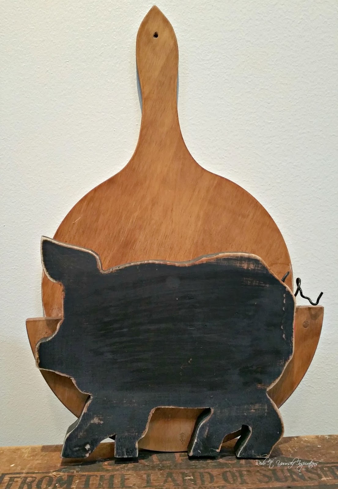 Farm Style Cutting Board Holder Redo It Yourself Inspirations Farm