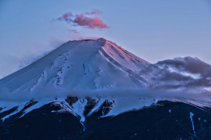 Visit Sacred Mount Fuj...