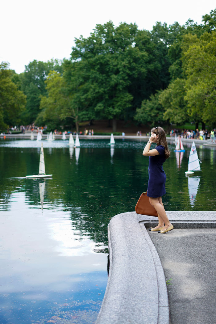 Krista Robertson, Covering the Bases, Travel Blog, NYC Blog, Preppy Blog, Style, Fashion Blog, Preppy Looks, Central Park NYC, Summer in NYC, NYC Summer activities, NYC Lifestyle, Sailboats in Central Park NYC, Lilly Pulitzer, Navy Dress, Preppy Outfit, Summer Fashion