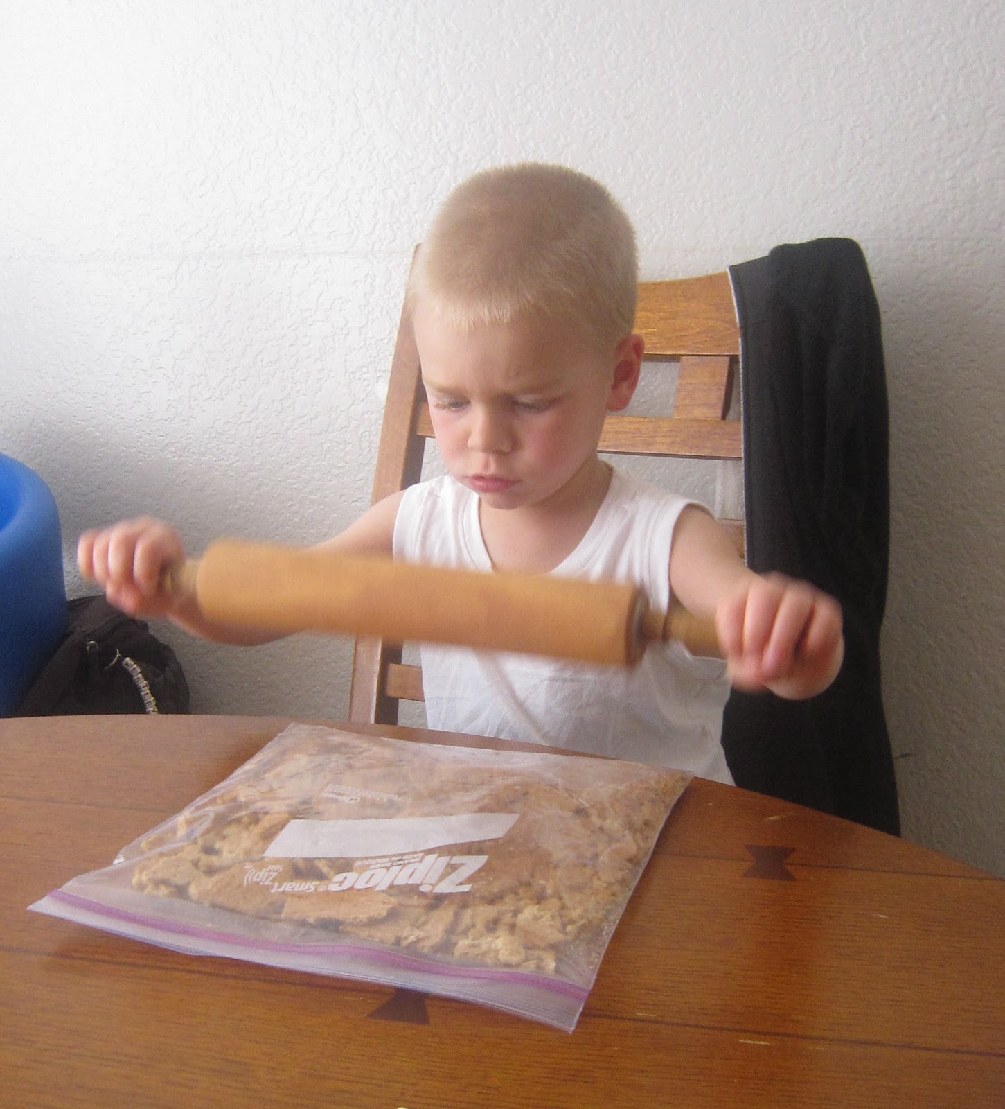 Create and Play Each Day Applesauce Graham Cracker Dessert