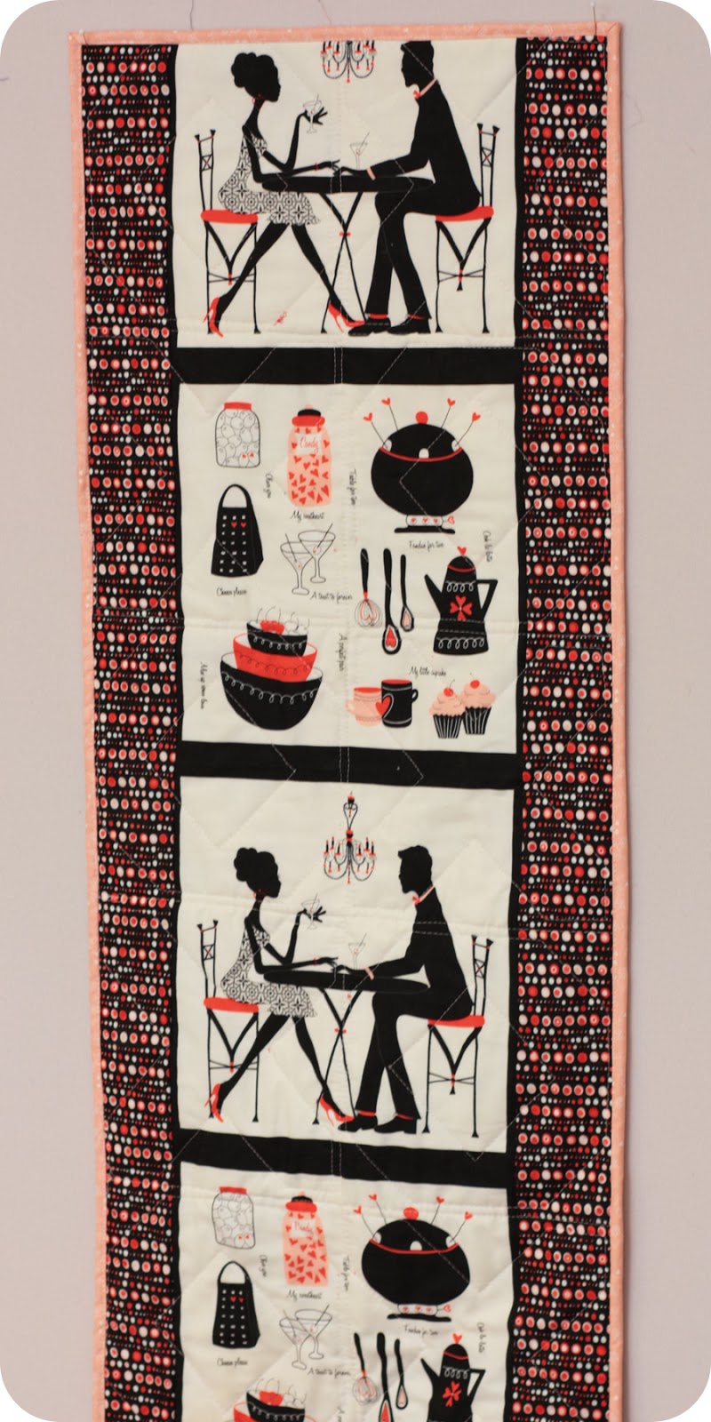 Kelly's Korner XO Table Runner and Mini Quilt