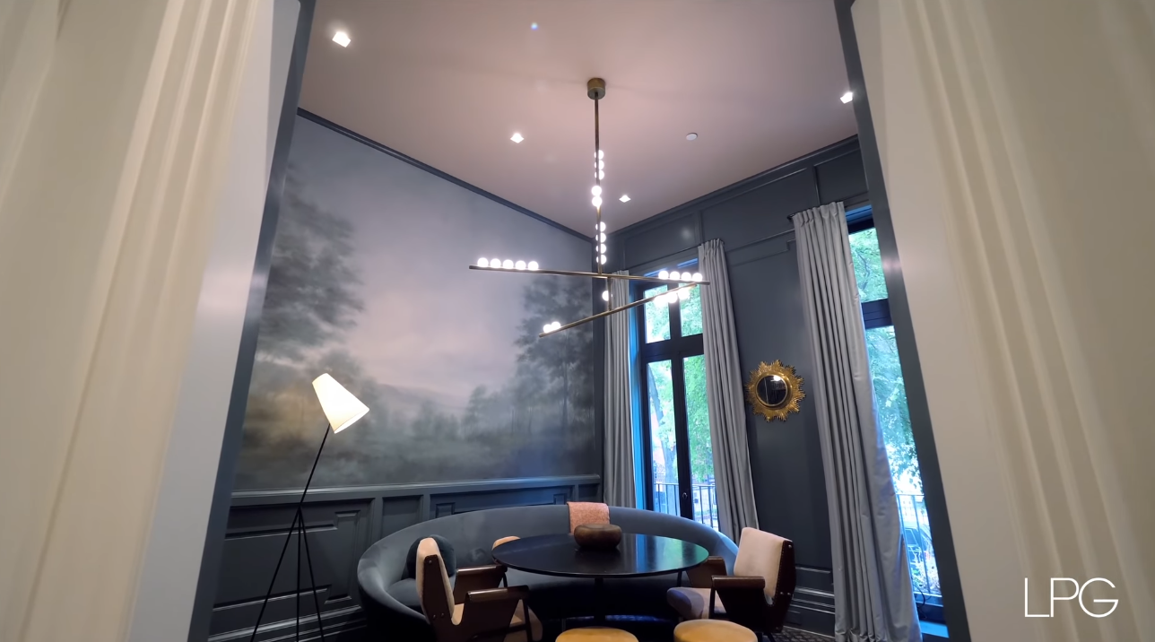 37 Photos vs. INSIDE the Top 3 BEST Manhattan, New York Townhouses | $20+ MILLION - Luxury Home & Interior Design Tour 37 Photos vs. INSIDE the Top 3 BEST Manhattan, New York Townhouses | $20+ MILLION - Luxury Home & Interior Design Tour