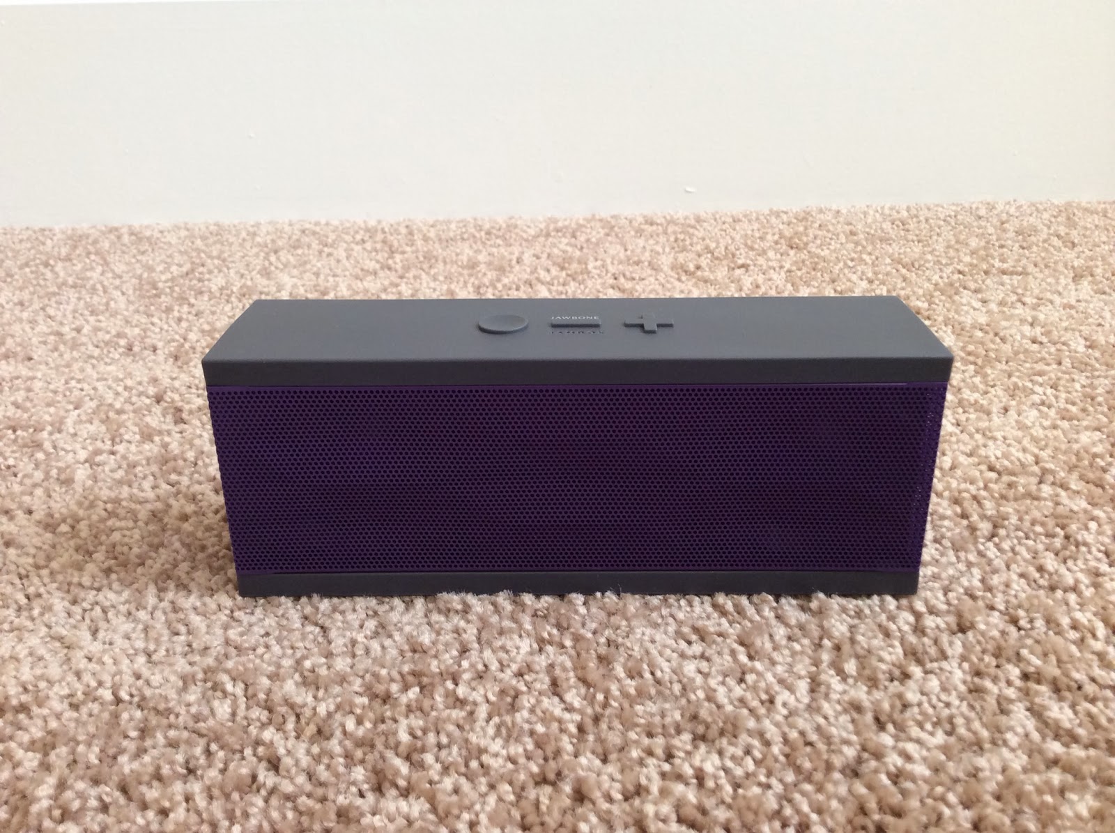 Bought a Jawbone Jambox Bluetooth Speaker | Phil's America Exchange Year