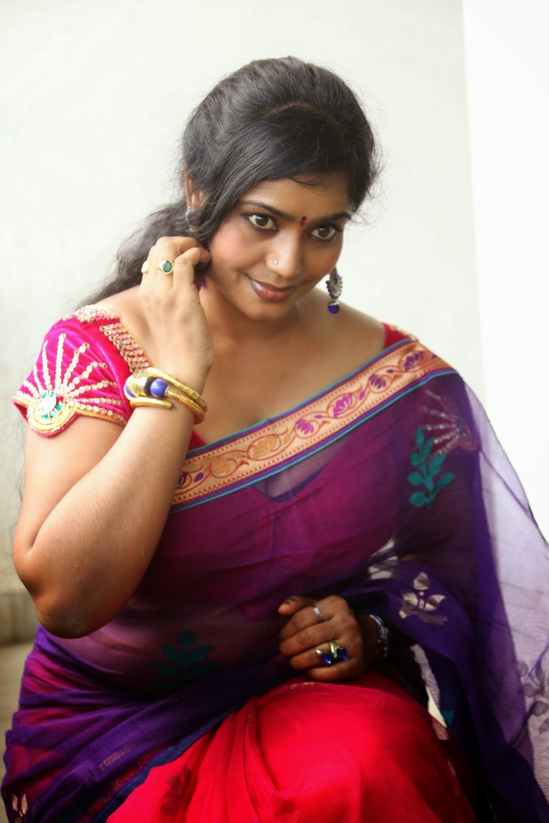 Telugu Hot Actress Jayavani Latest Photoshoot Gallery
