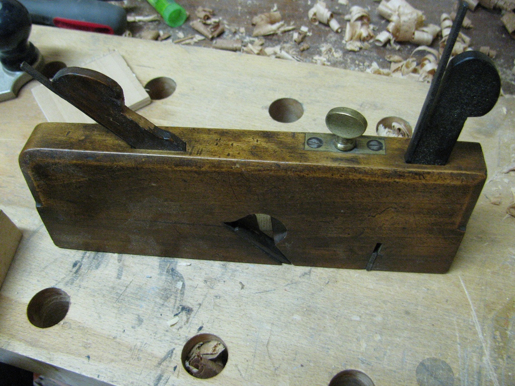 Woodworking by Hand A Female For The Dovetail Plane