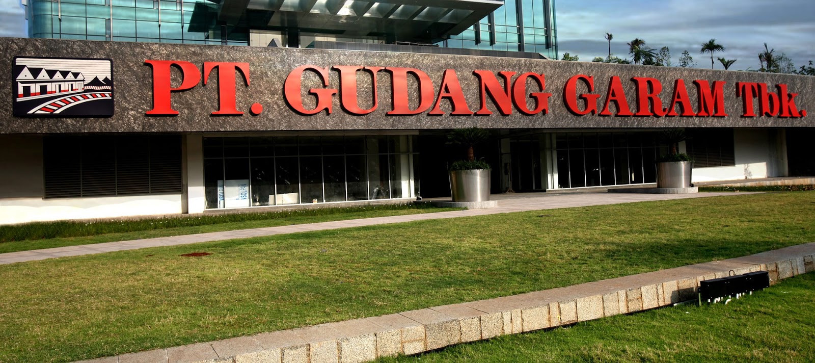 PT Gudang Garam Tbk - Recruitment For Fresh Graduate Executive Gudang