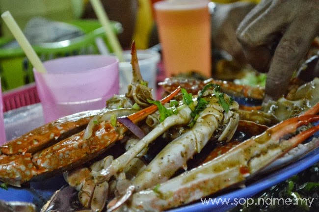 Makan malam di Seri Muara Alai, Melaka