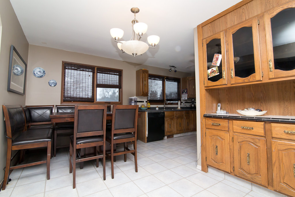 ROYAL LEPAGE Carman 14 Lynwood Place in Carman, MB