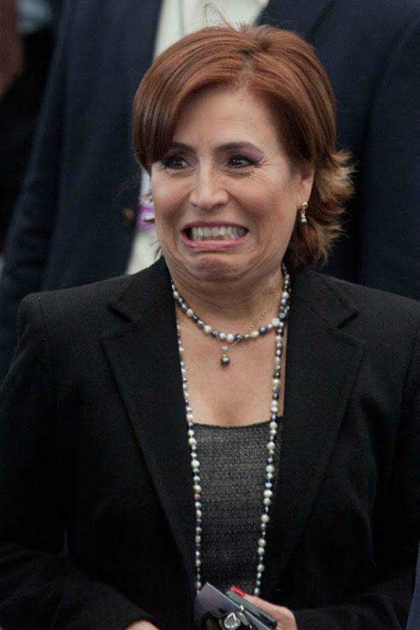 Con 12 pesos diarios una persona puede cubrir sus necesidades y hasta sobra: Rosario Robles Con 12 pesos diarios una persona puede cubrir sus necesidades y hasta sobra: Rosario Robles