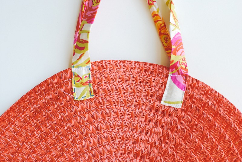 Trash To Couture: DIY Wicker Roundie Bag from Placemats