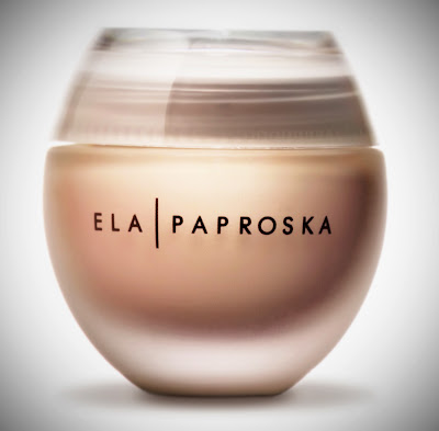 Moist-color-ela-paproska