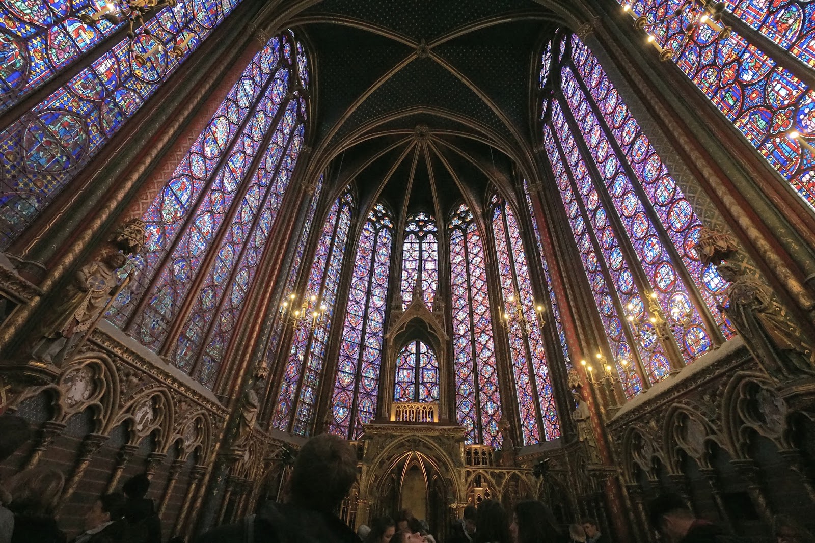 長〜い行列の後に「サント・シャペル (Sainte chapelle）」でパリ最古のステンドグラスを鑑賞 - パリ旅行