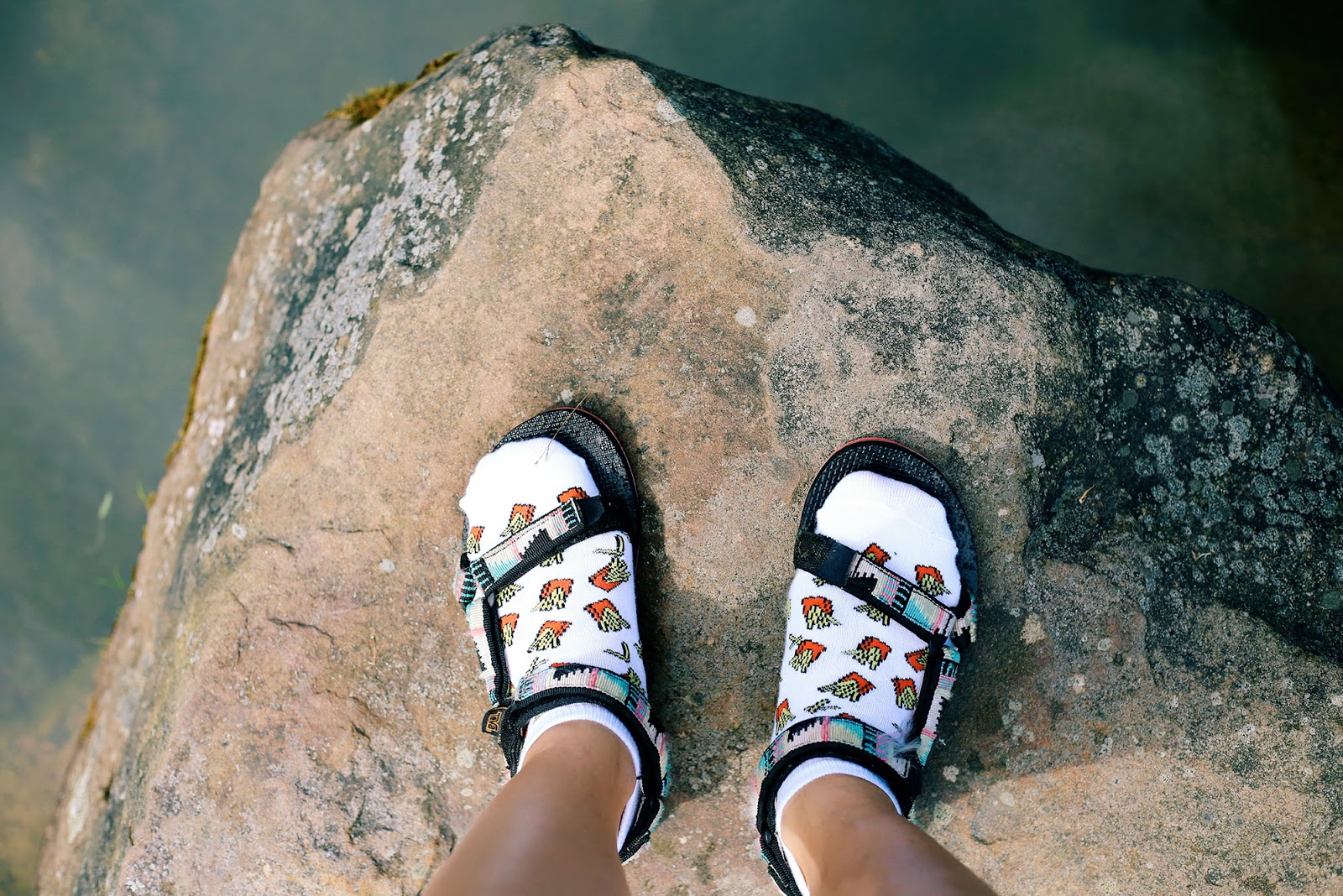 girls tevas