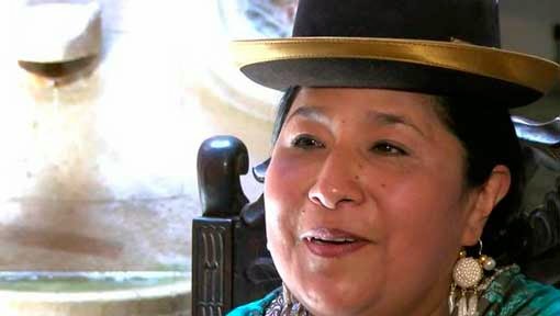 La cholita que revoluciona la televisión boliviana
