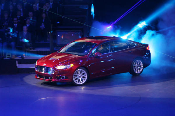 2013 Ford Fusion Awarded Best Redesigned Vehicle