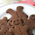 Galletas de chocolate con forma de hombrecitos de jengibre que tenían que haber sido una casa