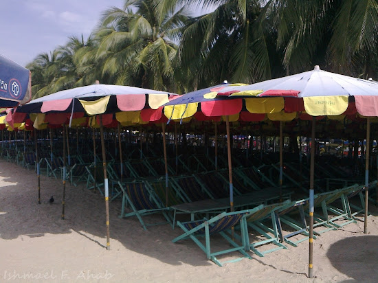Umbrellas and charis for rent in Bang Saen Beach