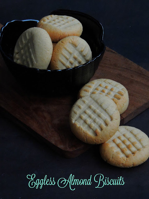 Eggless Almond Biscuits