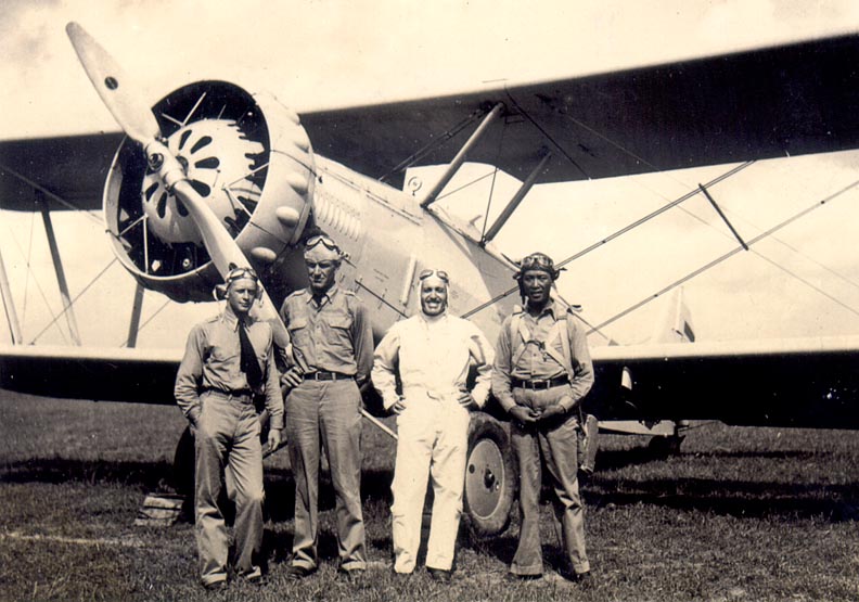 廣東空軍寇蒂斯霍克(1933) | 雜寫杜立德、陳濟棠、香港側影