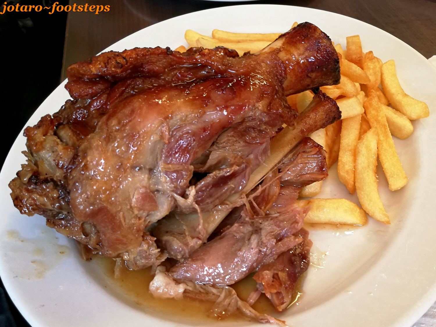 Footsteps Jotaro's Travels YummY! German Pork Knuckles Schweine