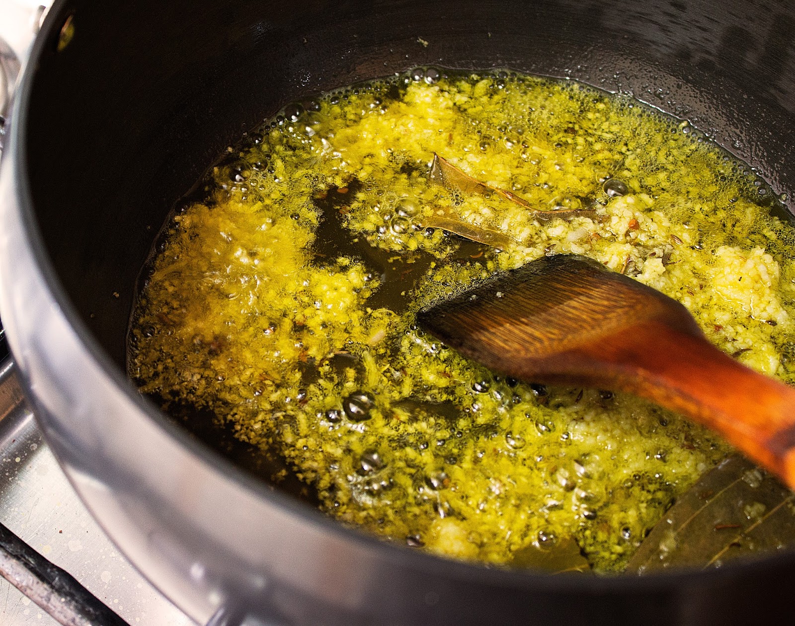 Garlic Methi Chicken