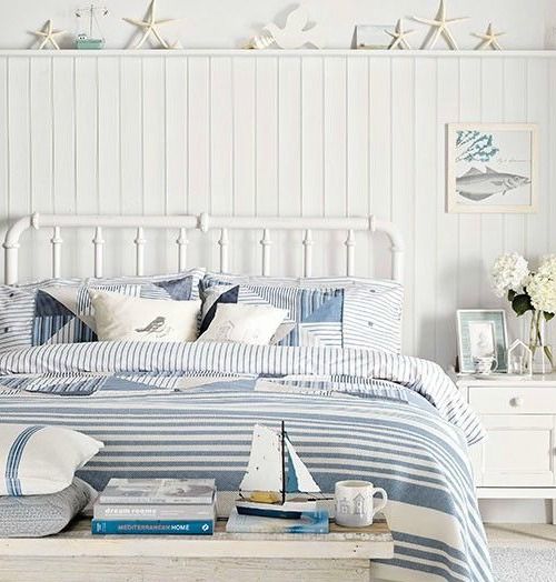 dormitorio-verano-friso-blanco