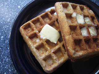 Hearty Oatmeal Cinnamon Waffles: BrownThumbMama.com